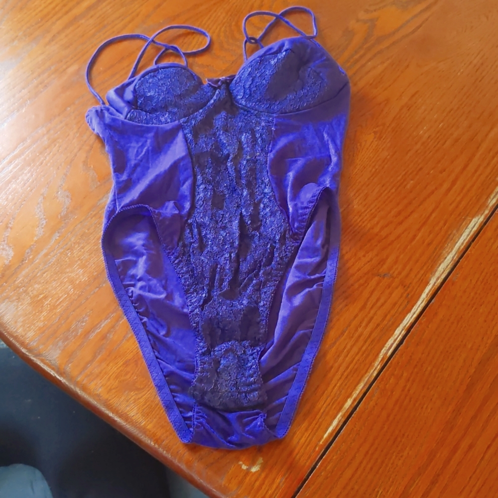 Chemise